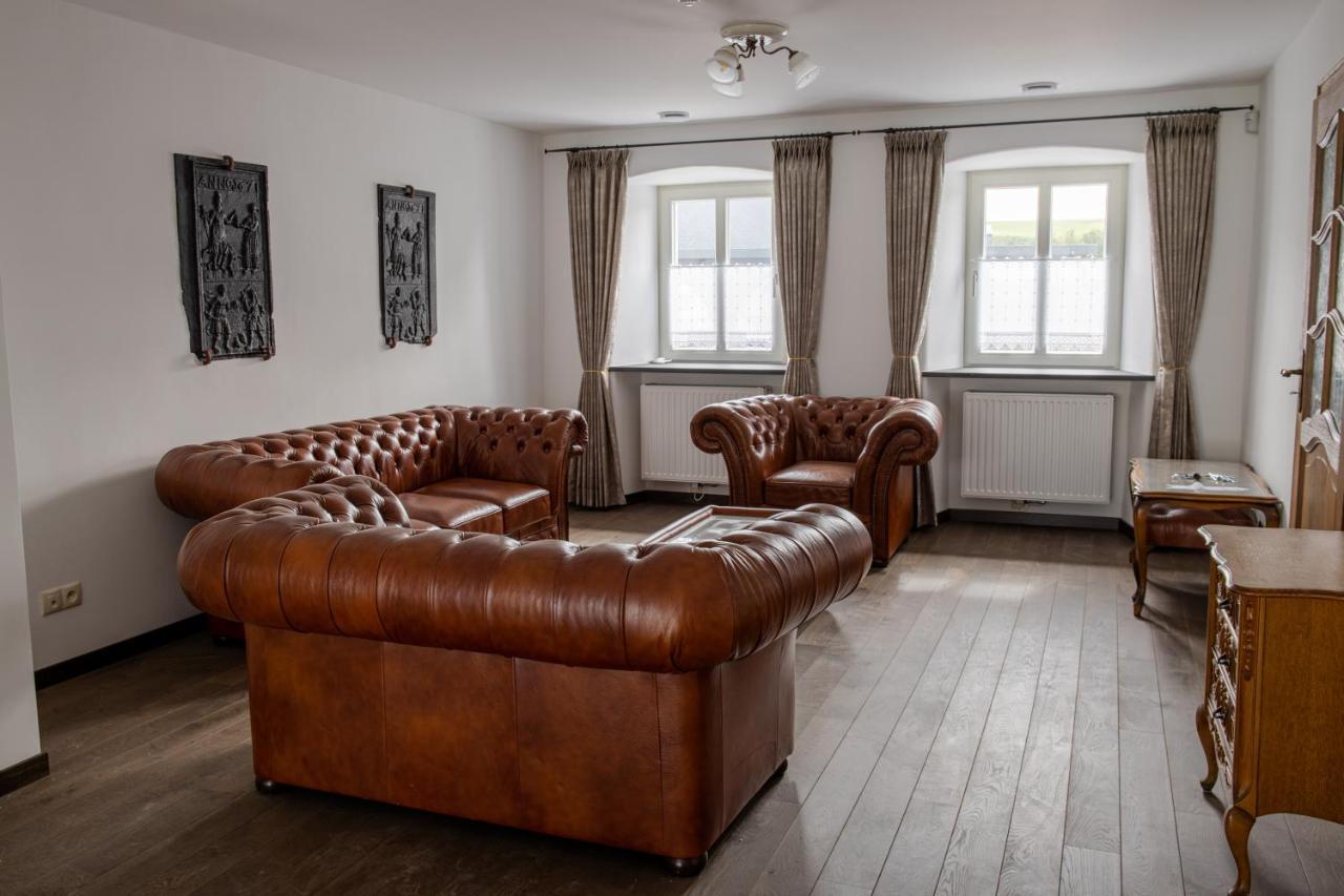 Postrelais Ardennes "Vintage" Apartment Oudler Bagian luar foto